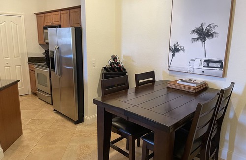 Naples Condo | Beautiful Naples Retreat!