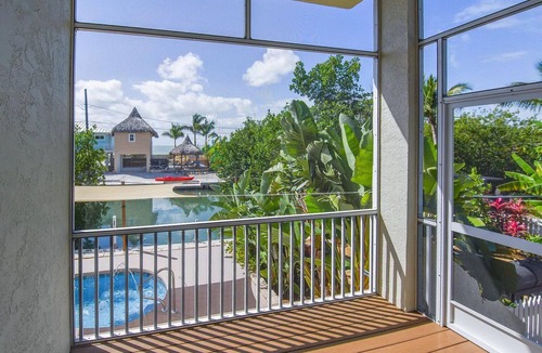 Summerland Key Villa | Beautiful Oceanfront Villa with Pool and near Key West, Florida
