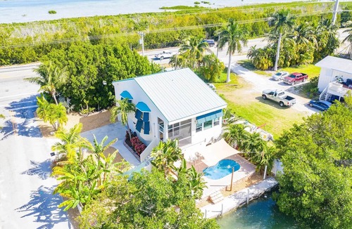 Summerland Key Villa | Beautiful Oceanfront Villa with Pool and near Key West, Florida