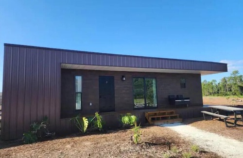St. Cloud Cottage | Beautiful off-grid tiny home cottage #1