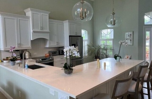 Palmer Ranch Apartment | Beautiful pool villa in active community, only available May 10-Oct 31.