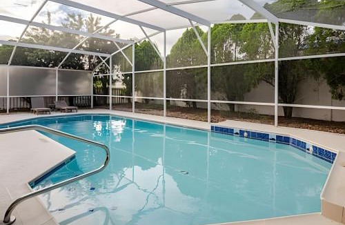 Indian Wells House | Beautiful Retreat *5min -> Disney *Pool *King Bed