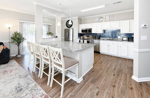 Myrtle Beach Villa | Beautiful Villa in Myrtle Beach within 4 min walk to the beach