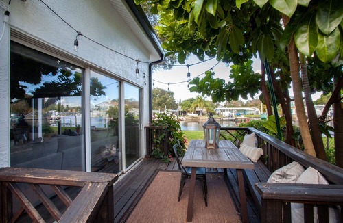 Riviera Bay House | Beautiful Water Front , Boat lift 5 min to downtown St. Petersburg FL Near Beach