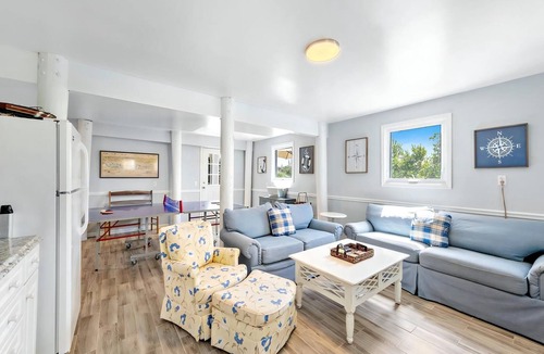 Harvey Cedars House | Beautifully renovated ocean front home in Harvey Cedars