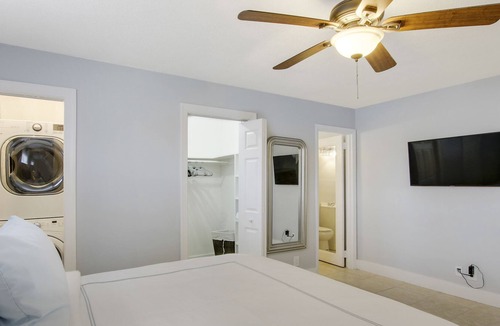 Florida North Atlantic Coast House | Beautifully #2Renovated Palm Beach Gardens Apartment2