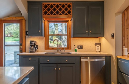 Banner Elk House | Beech Haven 6br 5ba with Huge Yard, Tennis Court, Creek & Pond, and Much More