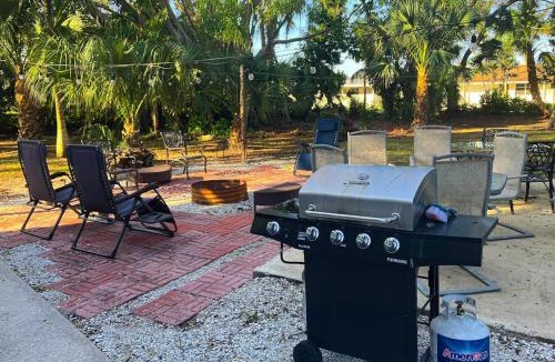 Bonita Springs House | Beneath the Banyans