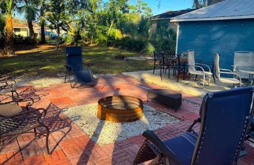 Bonita Springs House | Beneath the Banyans