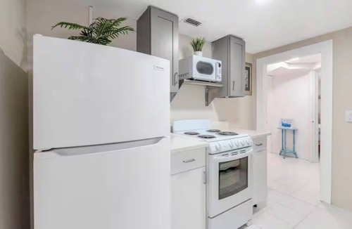 Fort Myers Beach House | Best Location on FMB! AWESOME SALTWATER POOL! WALK EVERYWHERE! 1st floor unit
