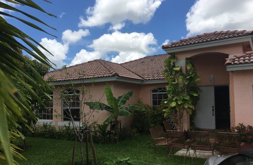 Homestead House | Best location to explore Everglades & the Florida Keys. Beautiful private home.