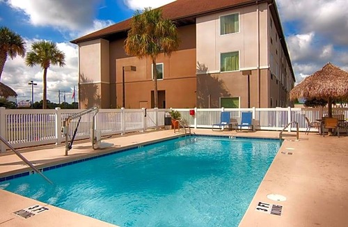 Auburndale Hotel | Best Western Auburndale Inn & Suites