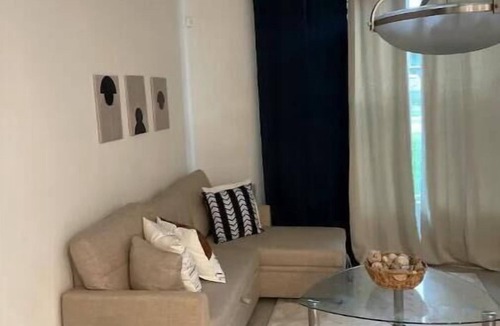 Greenacres House | Besties Luxury Townhouse