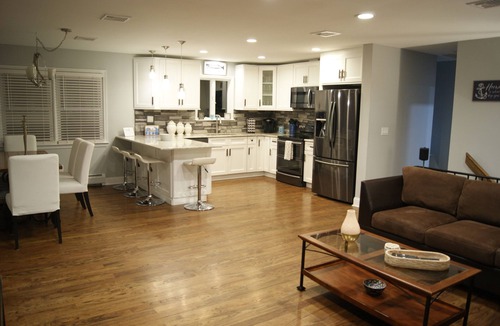 Lake Hopatcong House | BestOBothWorlds*2GWifi@HandcraftedWoodTerrace~Firepit#GameRoom