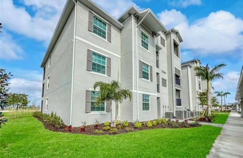 Venice Condo | Birdseye view in a top floor condo in a country club Golf & resort. 🔥🌴🏌️