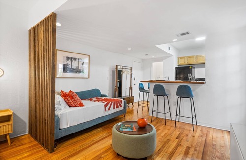North Beach Hotel | Blue Flamingo Suites