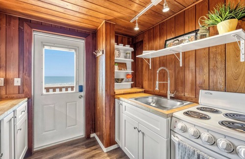 Englewood Condo | Blue Heron North | Ocean Front Views at Manasota Beach Club