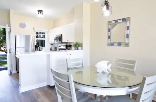 Marathon House | Blue House Getaway - 2BR 2.5BA Coastal Villa
