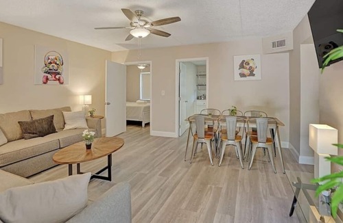 Victoria Park Apartment | ◎Blue Ocean collection◎Trendy Vic Park 2BR! 20|4A
