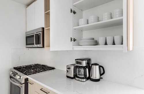 Lincoln Square Apartment | Blueground | Lincoln Square, rooftop, nr Riverside Park