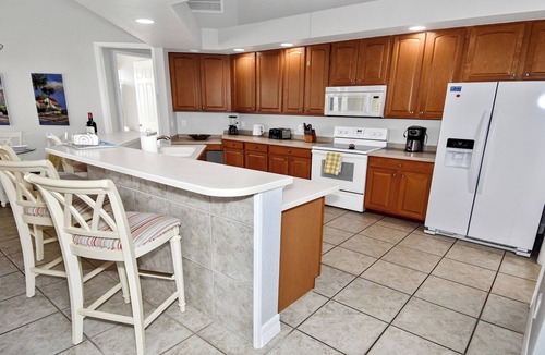 Yacht Club Villa | Boaters Dream, S. Terr, Pool, Yacht Club, Boating