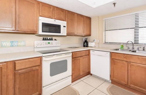 New Smyrna Beach Condo | Book Now! Walk right out to the Beach! Oceanfront, Ground Floor Condo - Southwind #104