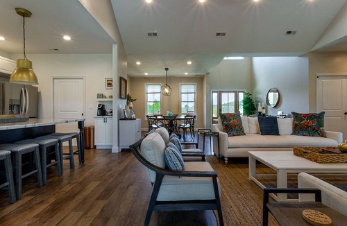 Marshall House | Brackens View Retreat | Modern Mountain Farmhouse on 2.5 Acres