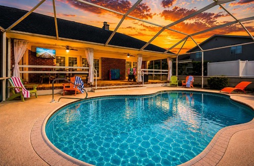 Trailer Estates House | Bradenton Pool Home Near Anna Maria Island & IMG