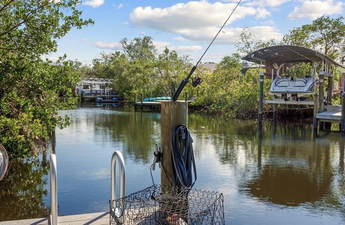 Bradenton House | Bradenton Summer Escape | Pool, Dock & Hot Tub
