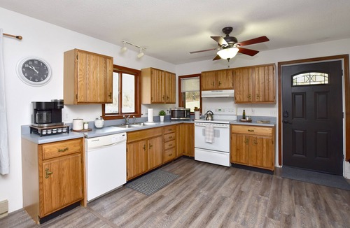 Millerton Apartment | Bradford County Creekside Country Retreat