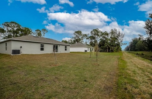 Port Malabar House | Brand New 2022 Home in Palm Bay. Short drive to beaches!