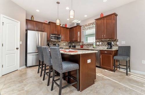 Davenport House | Brand New Furniture Throughout - Quiet Neighborhood. Close to Legoland and Disney