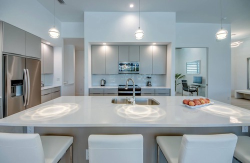 Fort Myers Villa | Brand-new villa for families heated saltwater pool+spa on the canal facing south