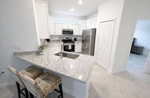 Lakewood Ranch Villa | Brand-New Villa/Resort Amenities New Furnishings
