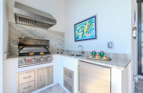 Pelican Villa | Breathtaking view! New villa overlooking the river!