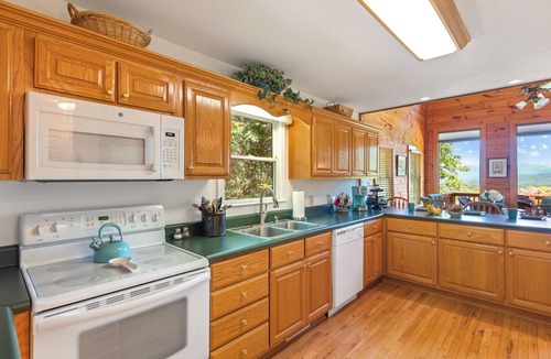 Clarkesville Cabin | Breathtaking Views for Family & Friends to Gather