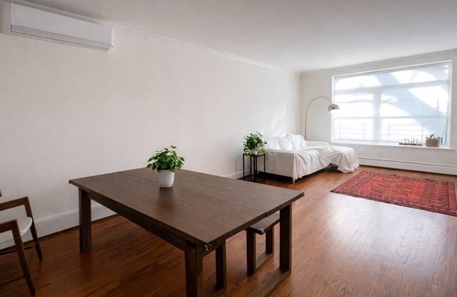 Longwood House | Bright and Spacious 3BR Duplex in Classic Bronx Brownstone, Great for Families
