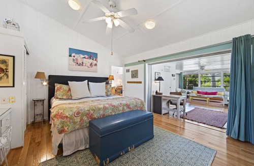 Sanibel Cottage | Bright Classic Florida Beach Cottage-Heated pool and tennis!