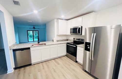 Biggar House | Brilliant 3-bedroom house Fort Myers