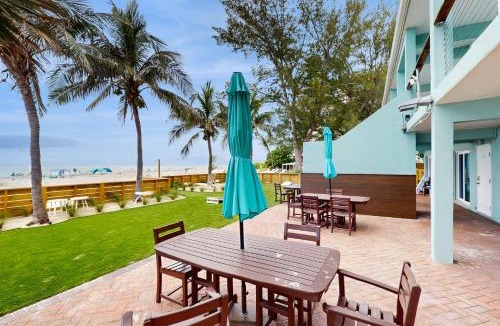Indian Shores House | Bungalow Beach Place 8
