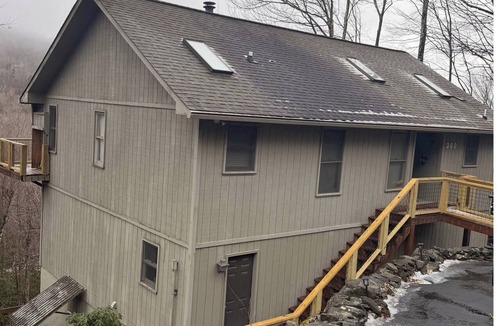 Charter Hills House | C-114 Discounted Concert Packages! Four Bs on Beech Mountain