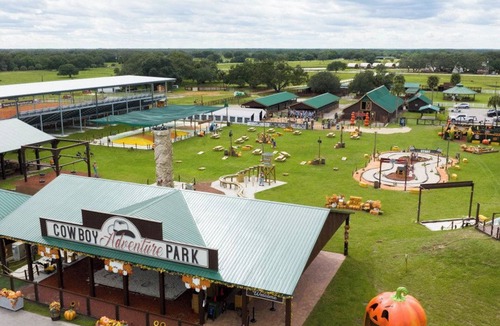River Ranch Cabin | Cabin at Westgate River Ranch – Sleeps 4 Deluxe Lock-Off Labor Day Weekend 2026