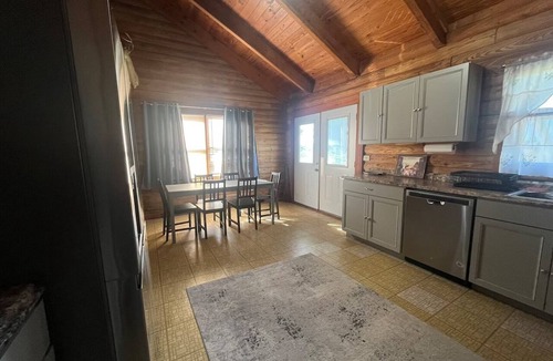 Okeechobee Cabin | Cabin House - Home Away from Home!