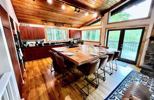 Charter Hills Cabin | Cabin with Mountain Views/Large Deck/Fireplace/Near Hiking, Biking, Winery