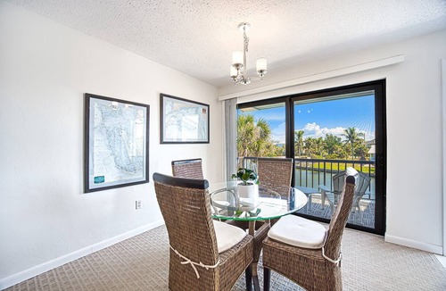 Shell Harbor Condo | Canal front Complex Located on Causeway Road in Sanibel - Tennisplace B31