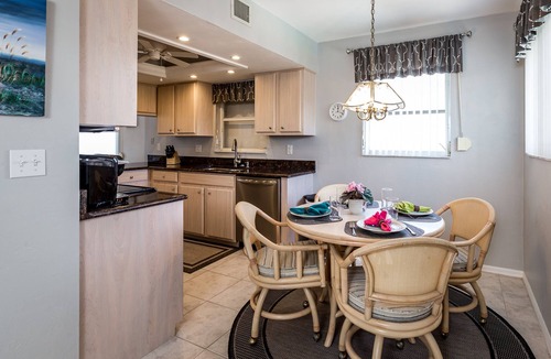 South Island Condo | Canal Front Condo- Walk to Marina, Heated Pool