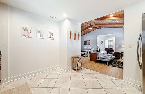 Tampa House | Canal Front, Kayak, Paddle Board, Hot Tub, Convenient Location