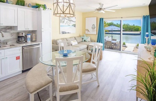 Marathon Villa | Canal Front w/Hot Tub and Private Dock Cozy Villa near Sombrero Beach