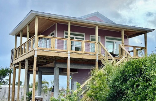 Cape San Blas House | CAPESIDE BREEZE ² : North End of Cape San Blas. Gulf views from large porch.