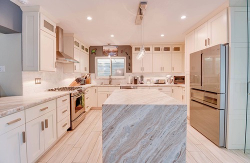 New Town House | Captain's Cove | Canalfront w/Pool & Boat Lift